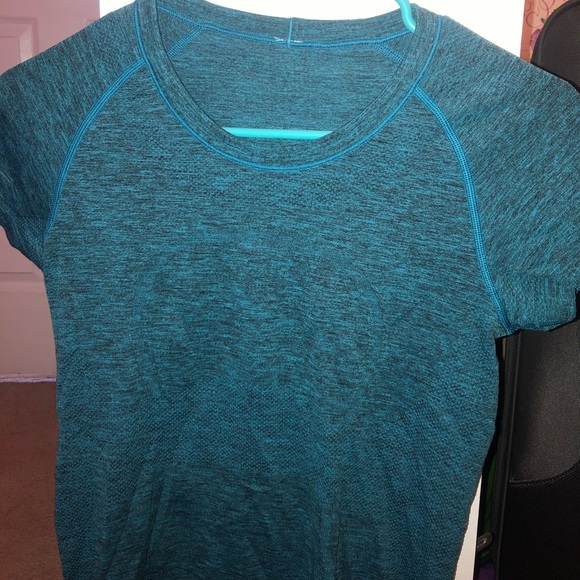 lululemon athletica Tops - LULULEMON SWIFTY TECH TEAL SHORT SLEEVE